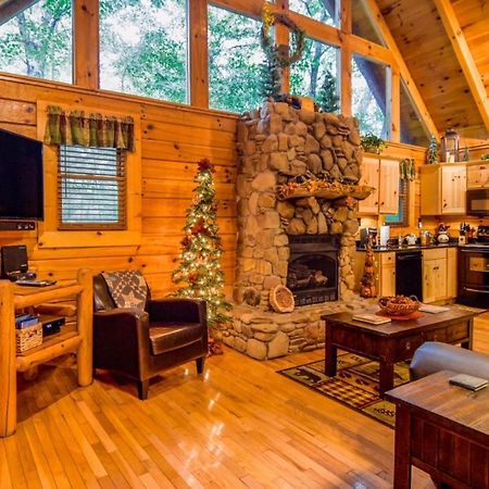 Beary Cozy Cabin Sevierville Εξωτερικό φωτογραφία