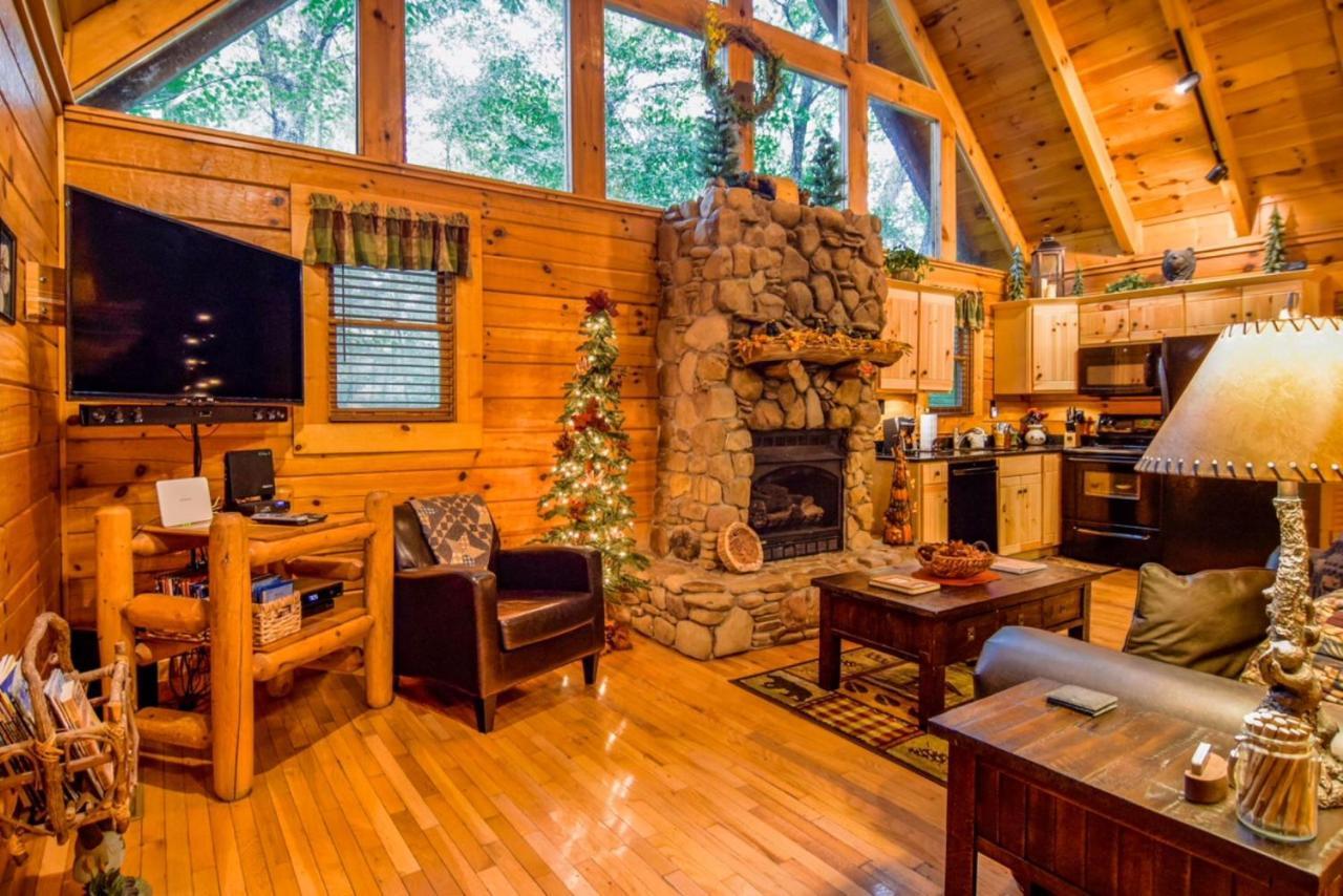 Beary Cozy Cabin Sevierville Εξωτερικό φωτογραφία