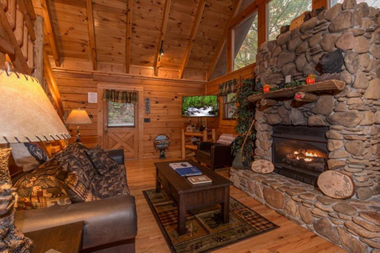 Beary Cozy Cabin Sevierville Εξωτερικό φωτογραφία